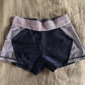 Olympia activewear shorts size small